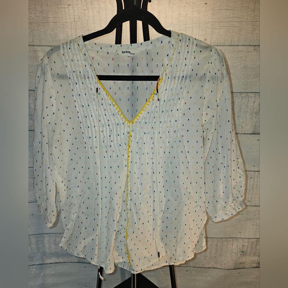 Rocks & Indigo White Flowy Peasant Boho Confetti Top Medium